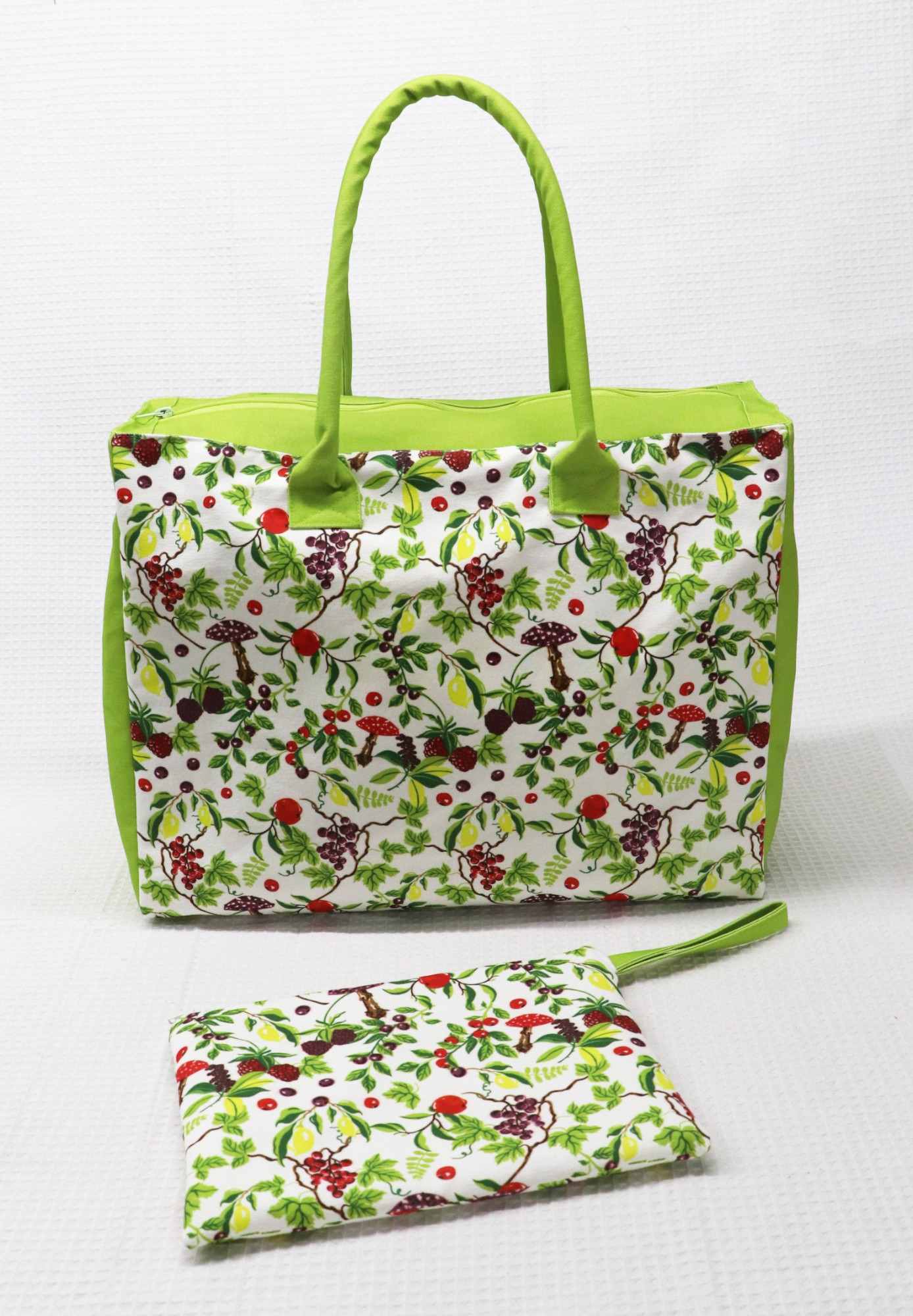 Enchanted Garden 2-Piece Tote Bag and Pouch Set