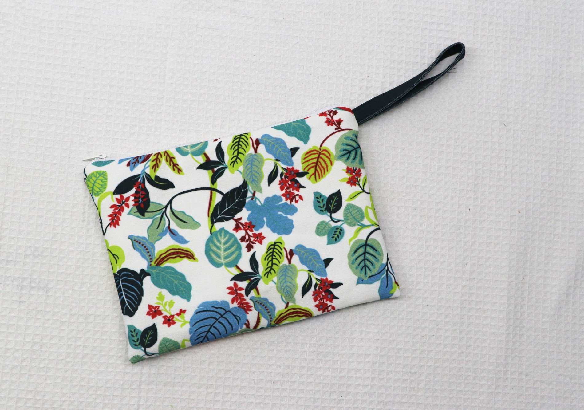 Printed Multipurpose Wristlet Pouches